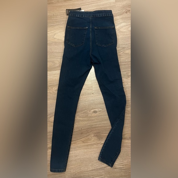 Ripped jeans - Picture 3 of 5